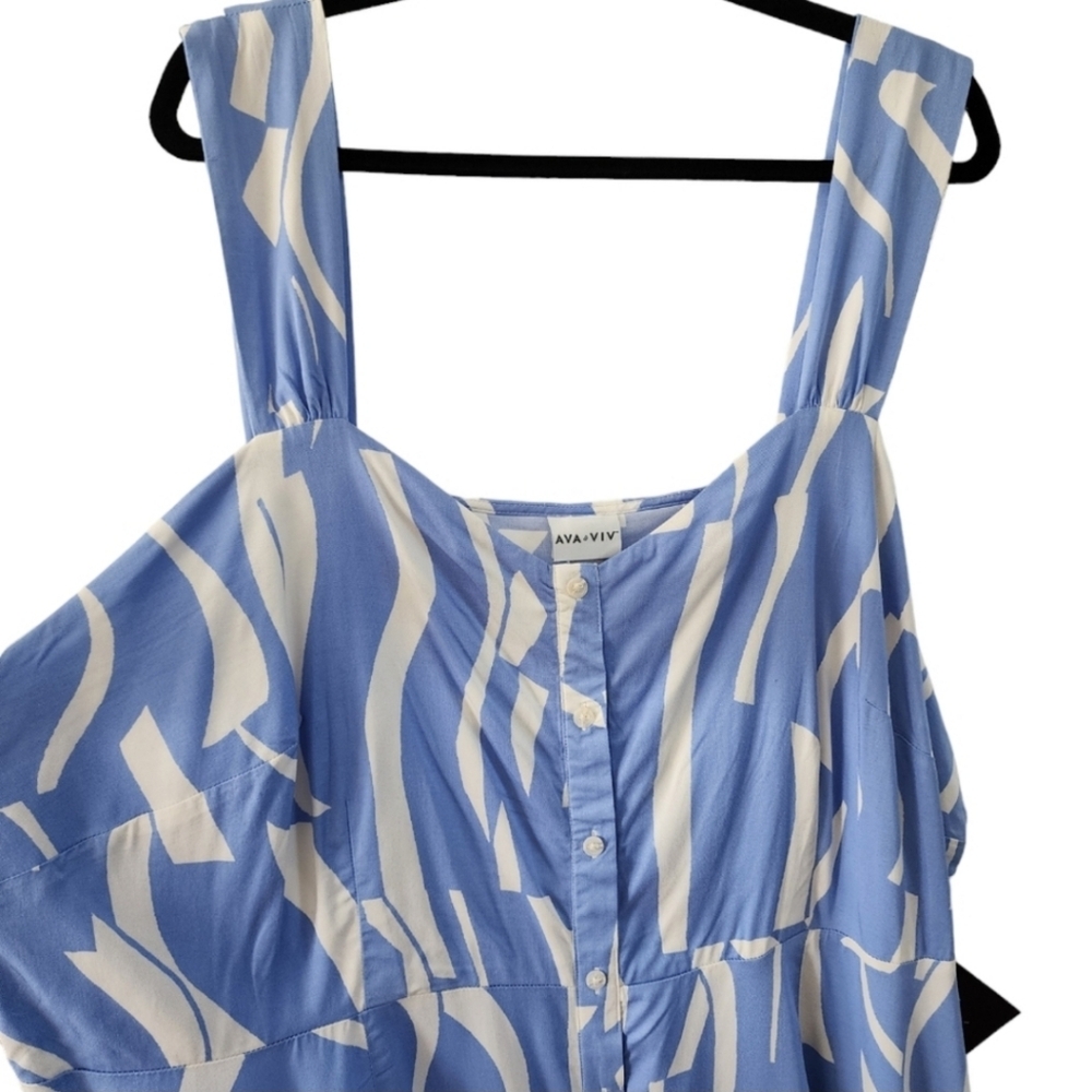 Ava & Viv Plus Size Button Light Blue And White Stretchy Midi Dress. Size XXL - Picture 8 of 8